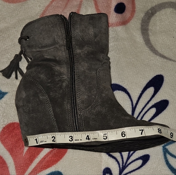 White Mountain boots size 6.5 - Picture 4 of 11